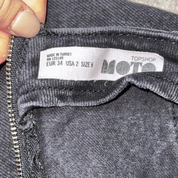 Topshop Moto Floral Embroidered Black Denim Mini Skirt SIZE 2 - Picture 3 of 8